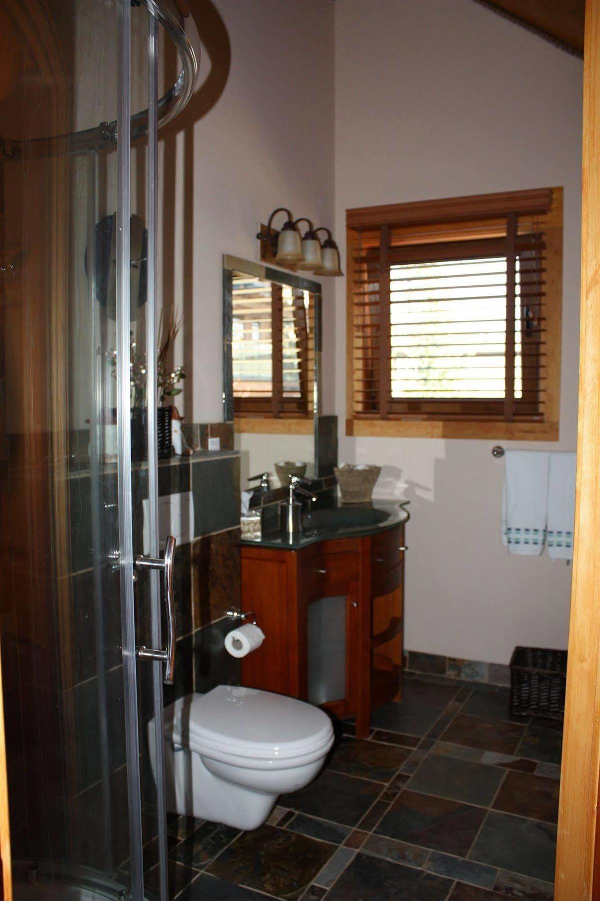 A Okanagan Lakeview Inn Kelowna Extérieur photo
