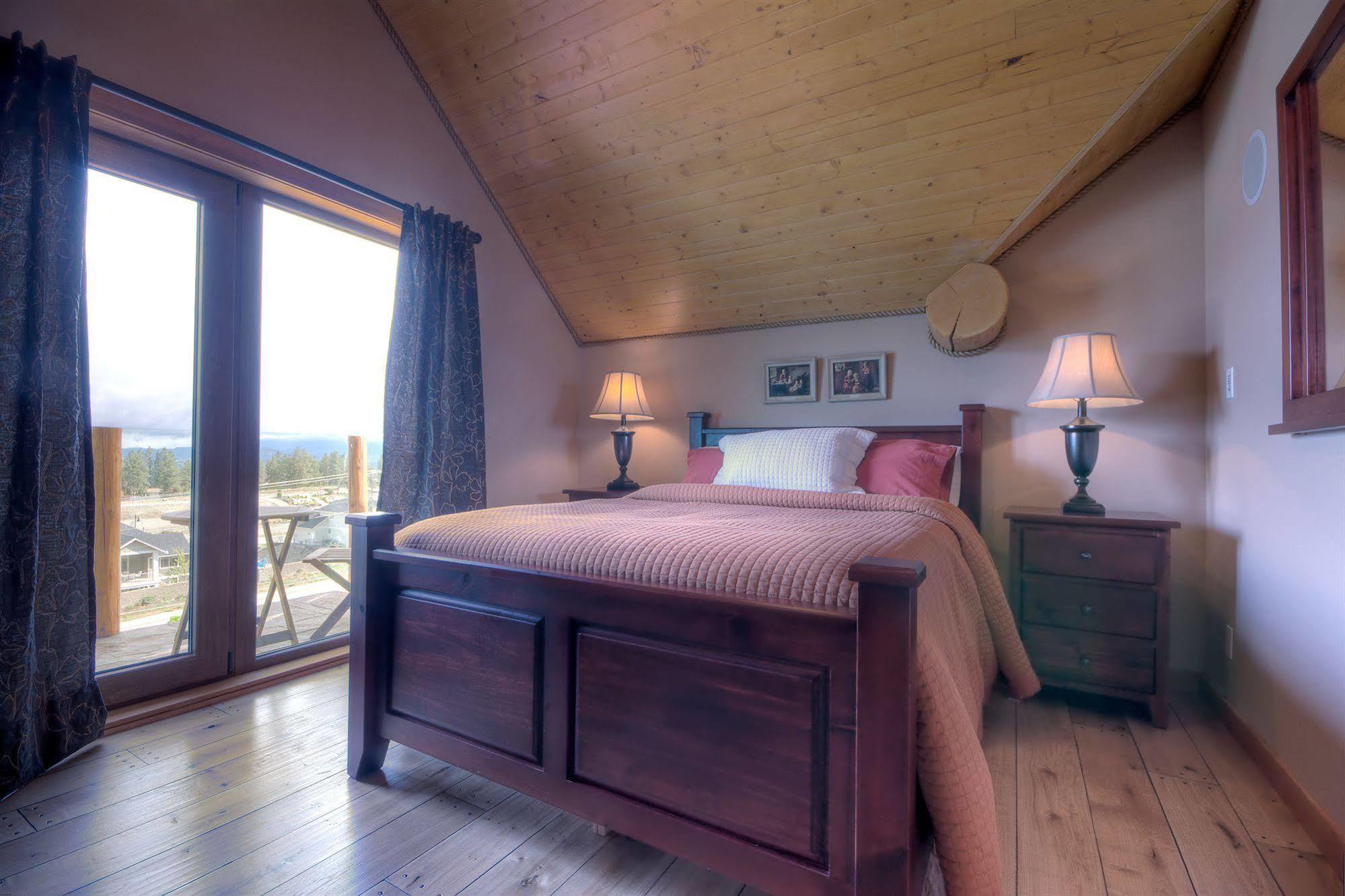 A Okanagan Lakeview Inn Kelowna Extérieur photo